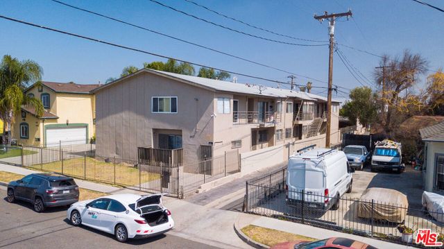 1017 W 95th Street, Los Angeles