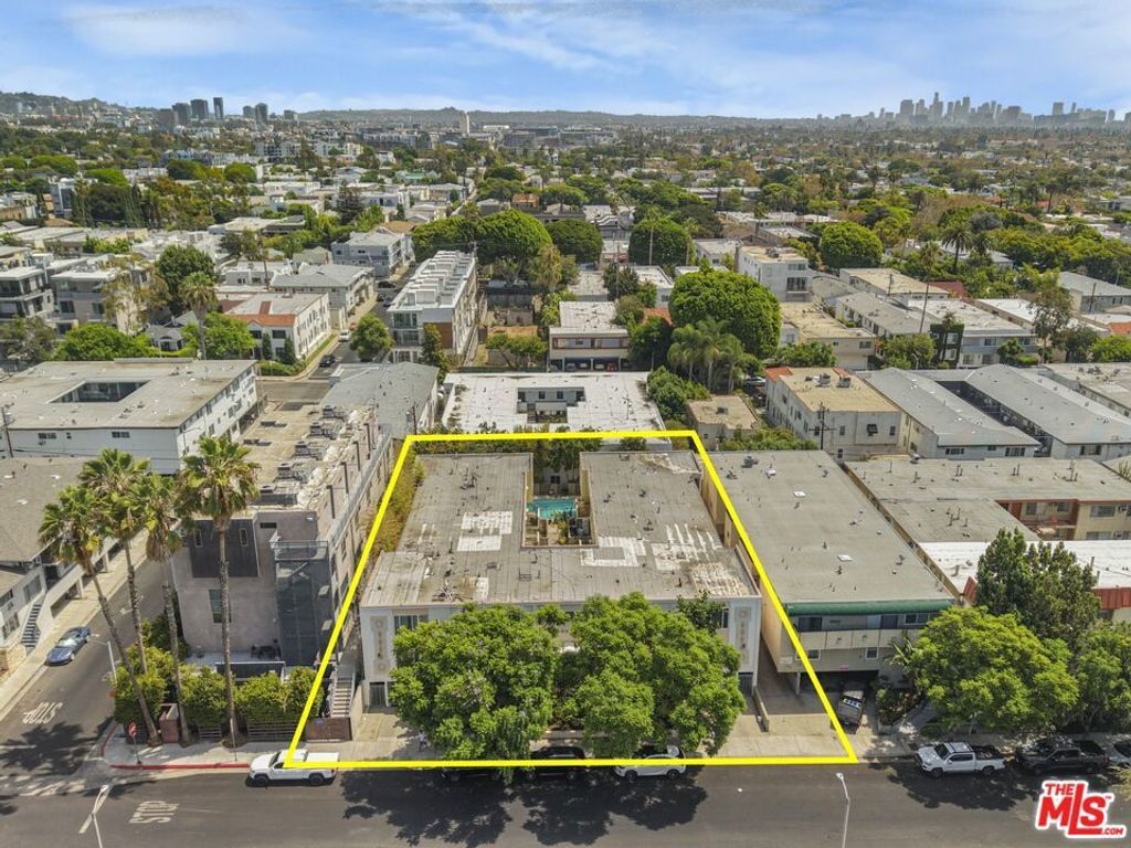 944 N Orange Grove Avenue, West Hollywood