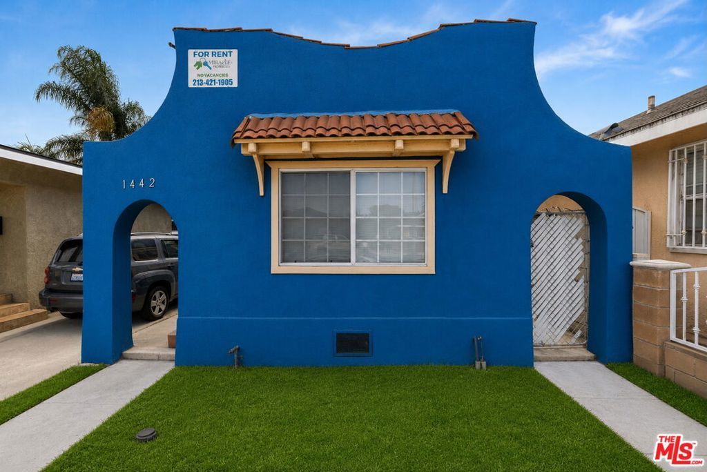 1442 Alamitos Avenue, Long Beach