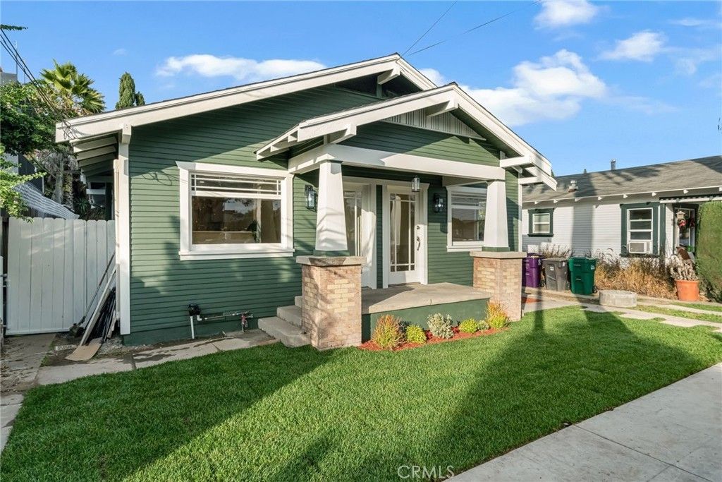 4027 E 11th, Long Beach