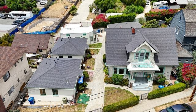 717 E Kensington, Los Angeles