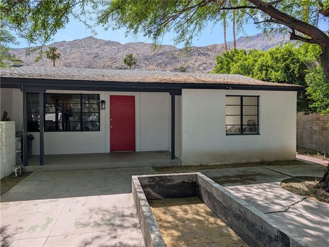 221 Avenida Ortega # 2, Palm Springs