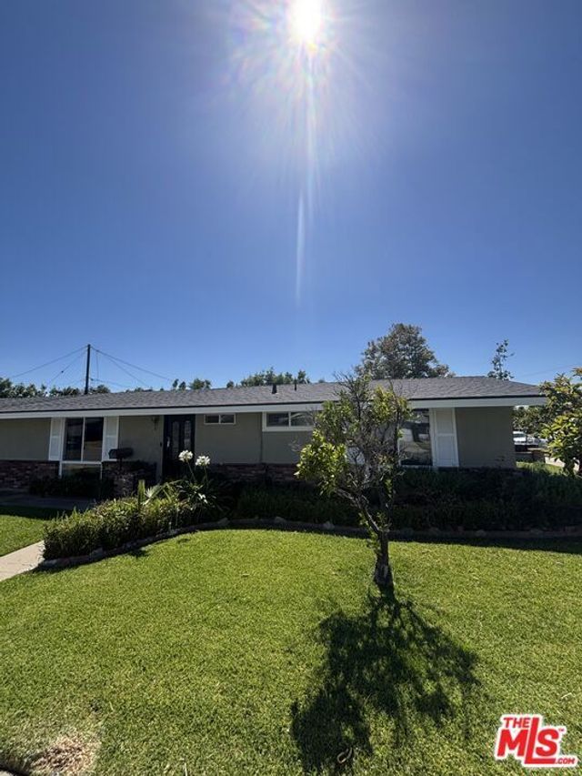 526 N Emerald Drive, Orange