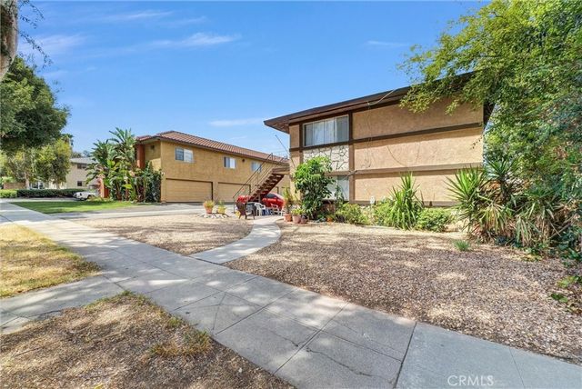 712 S Howard, Corona