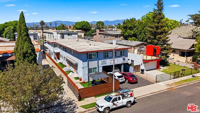 1287 W 37th Place, Los Angeles