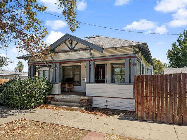 2112 C St, Bakersfield