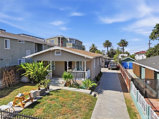 846 W Santa Cruz, Los Angeles