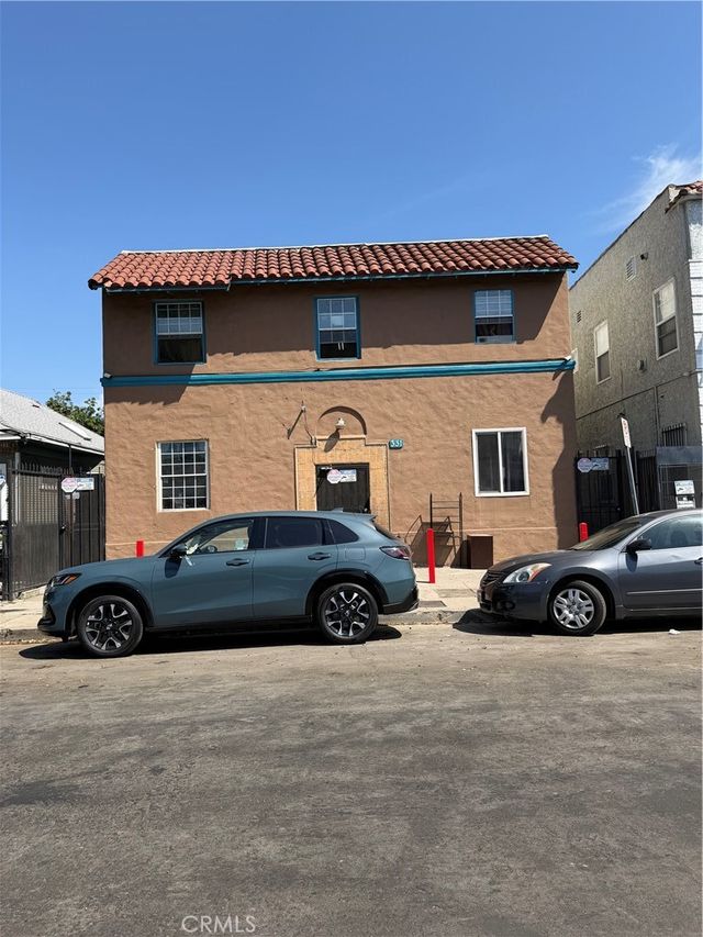 331 W 45th Street, Los Angeles