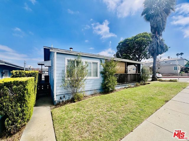 627 E Grand Avenue, El Segundo