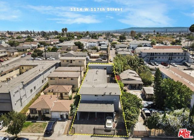 1114 W 117th Street, Los Angeles