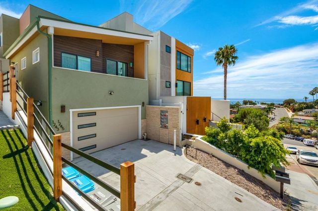 1243 1245 Van Nuys St., San Diego