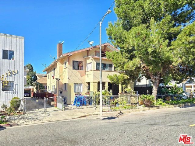 1215 Fedora Street, Los Angeles