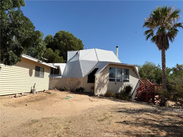 16810 Winona Street, Victorville