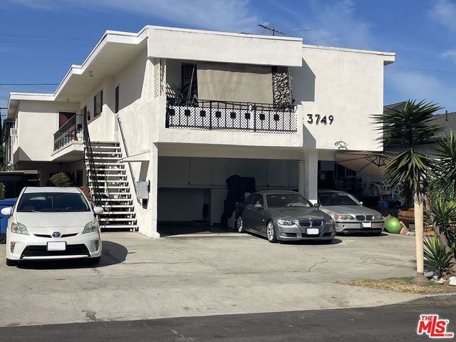 3749 Veteran Avenue, Los Angeles