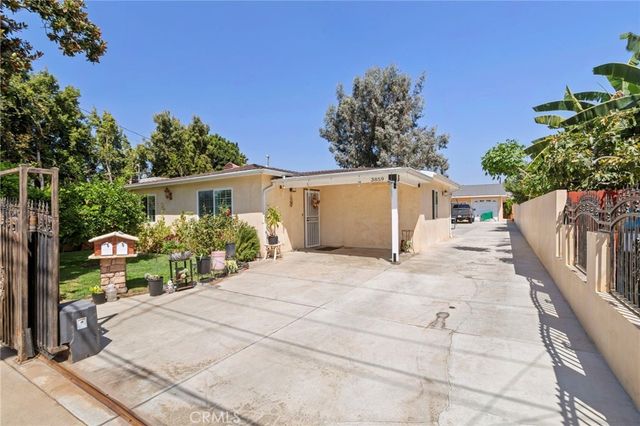 3855 W 107th, Inglewood