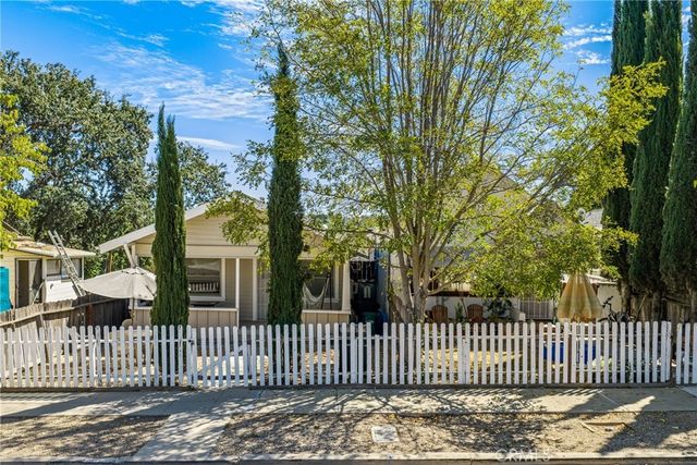 1434 1436 Pine Street, Paso Robles