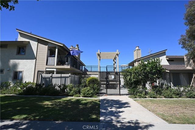 810 Center Street, Costa Mesa