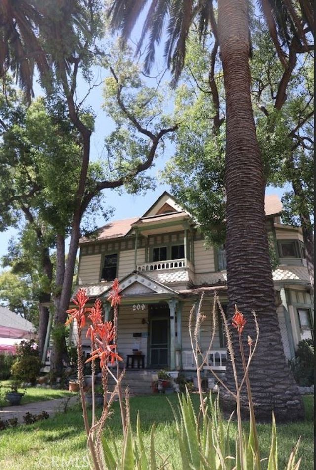 209 Carlton, Pasadena