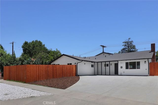 7950 Sausalito Avenue, West Hills