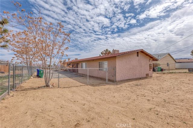 6434 Linda Lee, Yucca Valley
