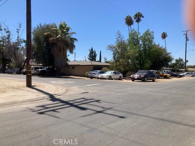 1152 Villa, Riverside