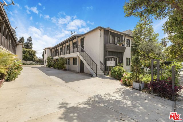 4418 S Centinela Avenue, Los Angeles