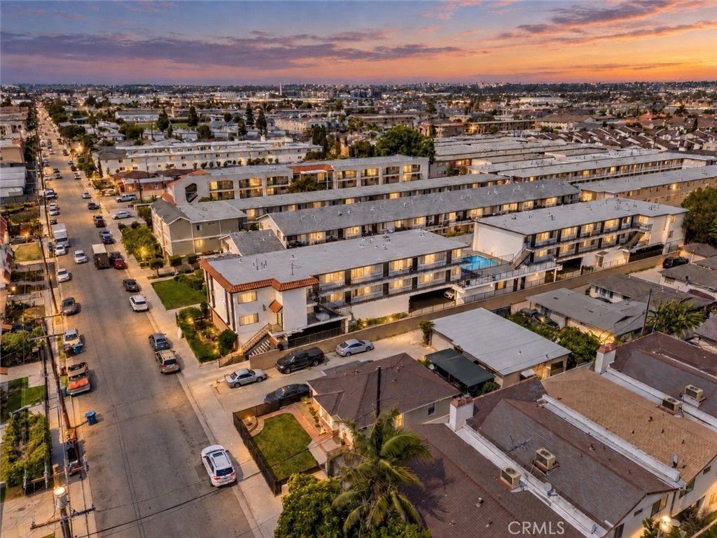 14110 Yukon, Hawthorne