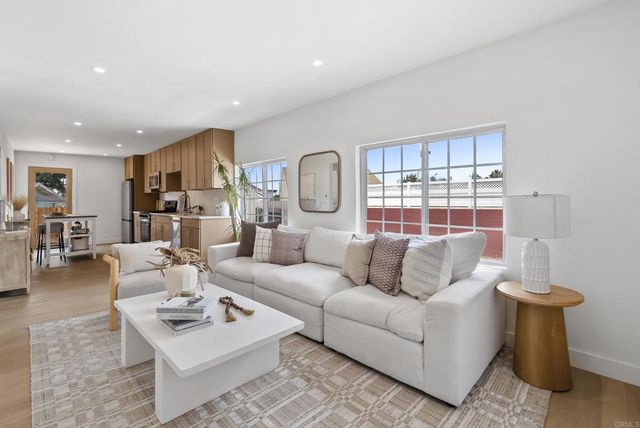 4779 Castle Avenue, San Diego