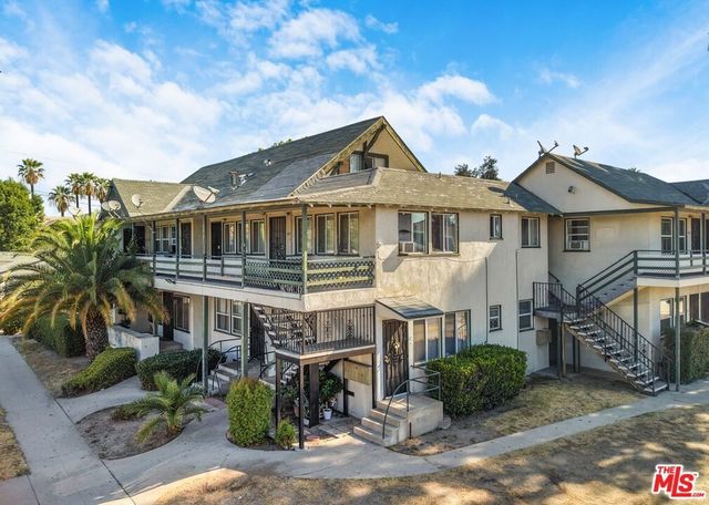 614 N Caswell Avenue, Pomona