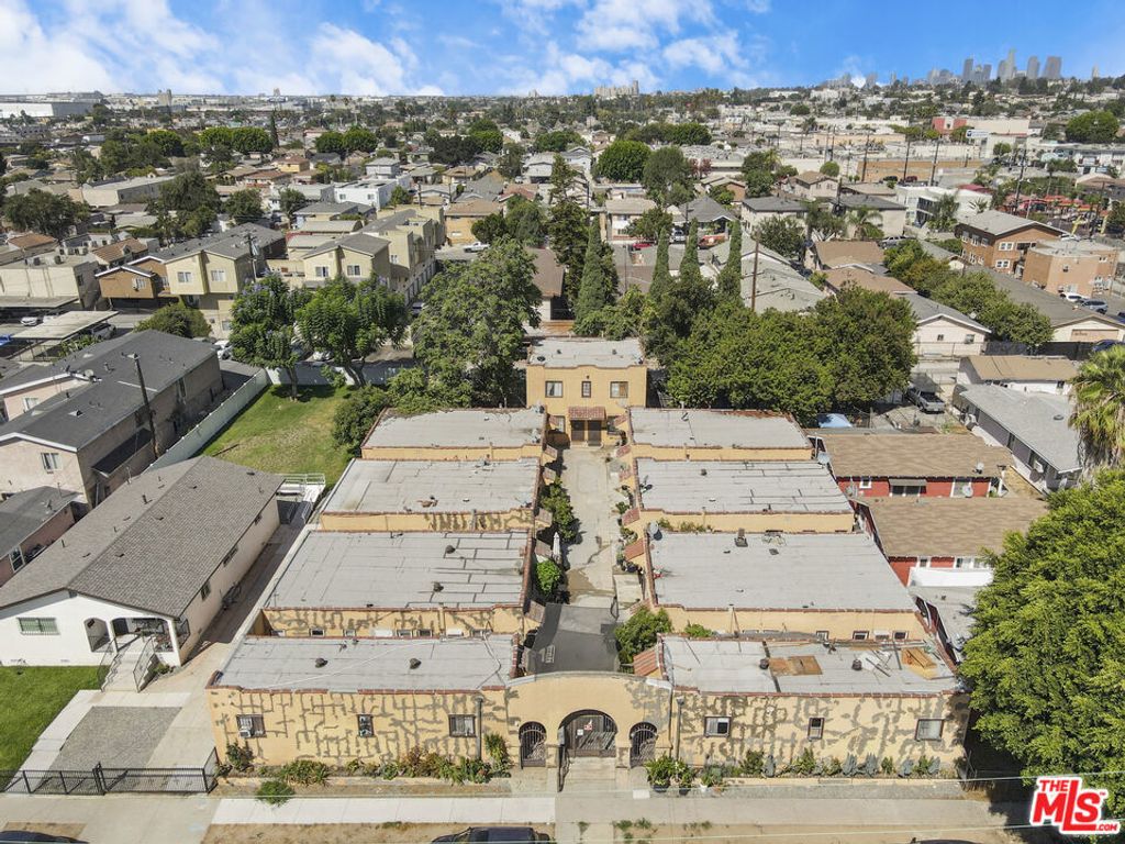 943 S Bonnie Beach Place, Los Angeles
