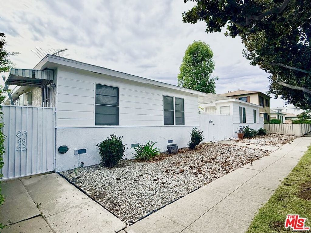 3837 Sawtelle Boulevard, Los Angeles