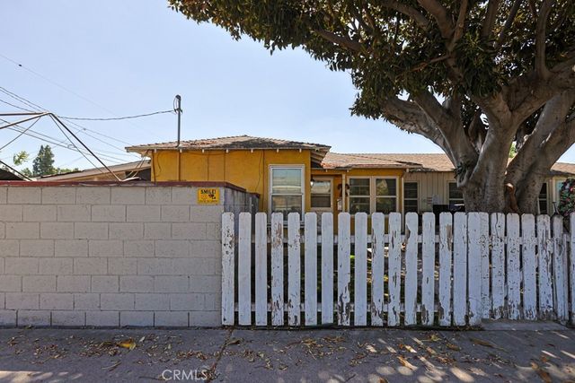6158 Cahuenga, Los Angeles