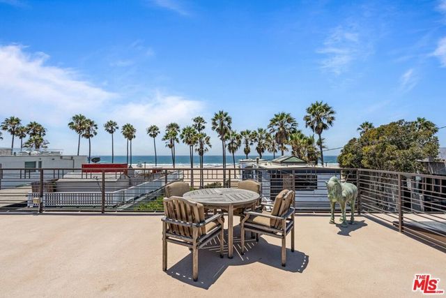 10 26th Avenue, Los Angeles