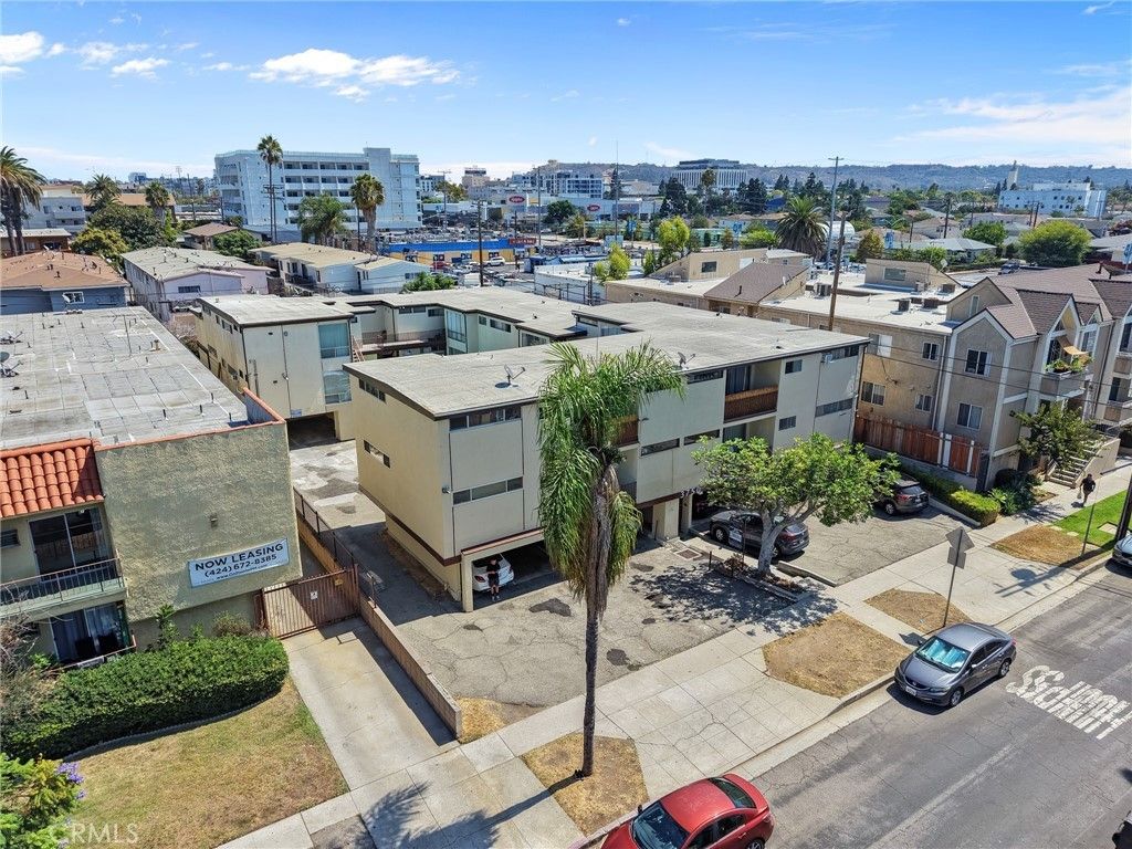 3750 Midvale Avenue, Los Angeles