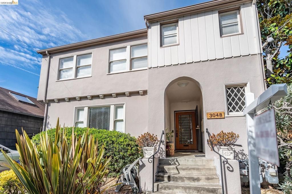 3048 Halcyon Ct, Berkeley