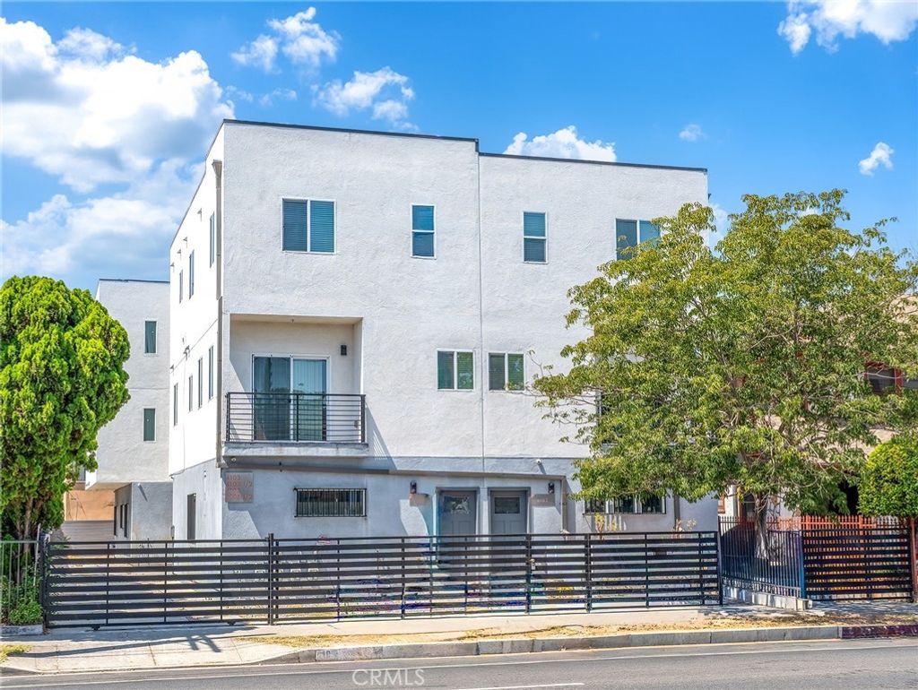 4103 S Normandie Avenue, Los Angeles