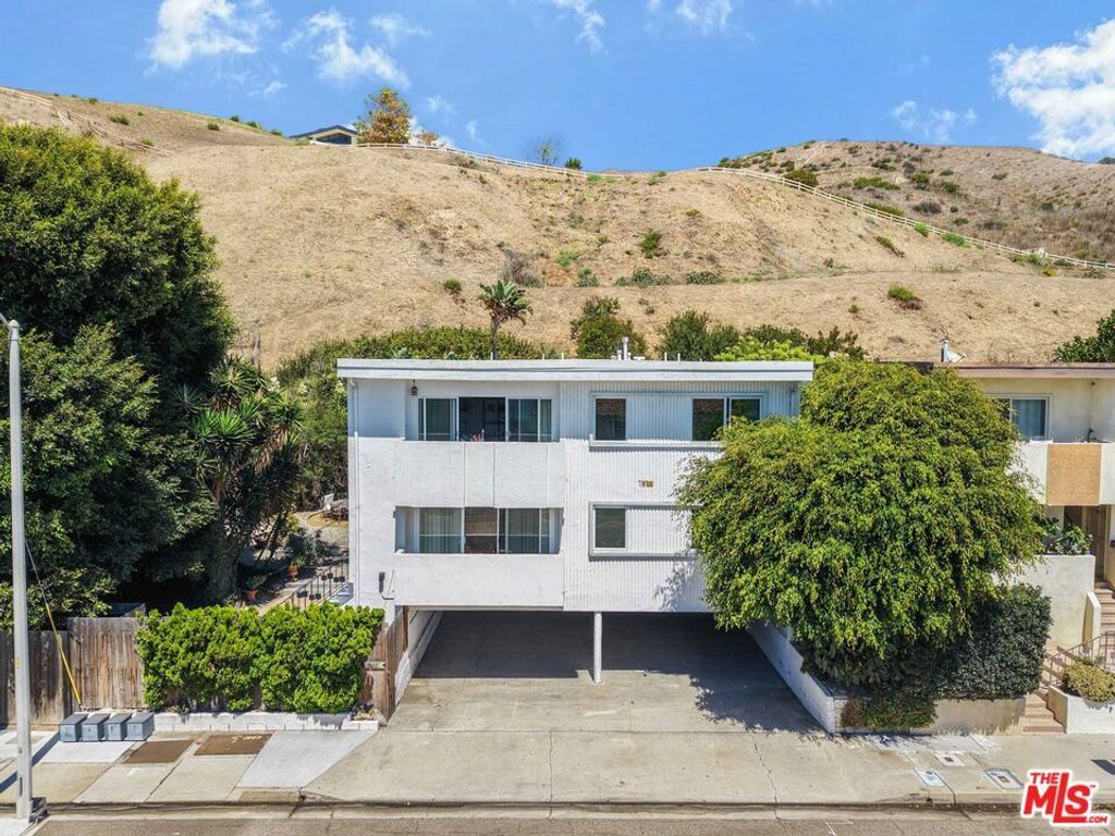 22357 Pacific Coast Highway, Malibu