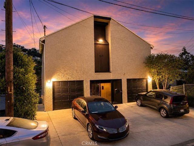 1825 N Easterly Terrace, Silver Lake
