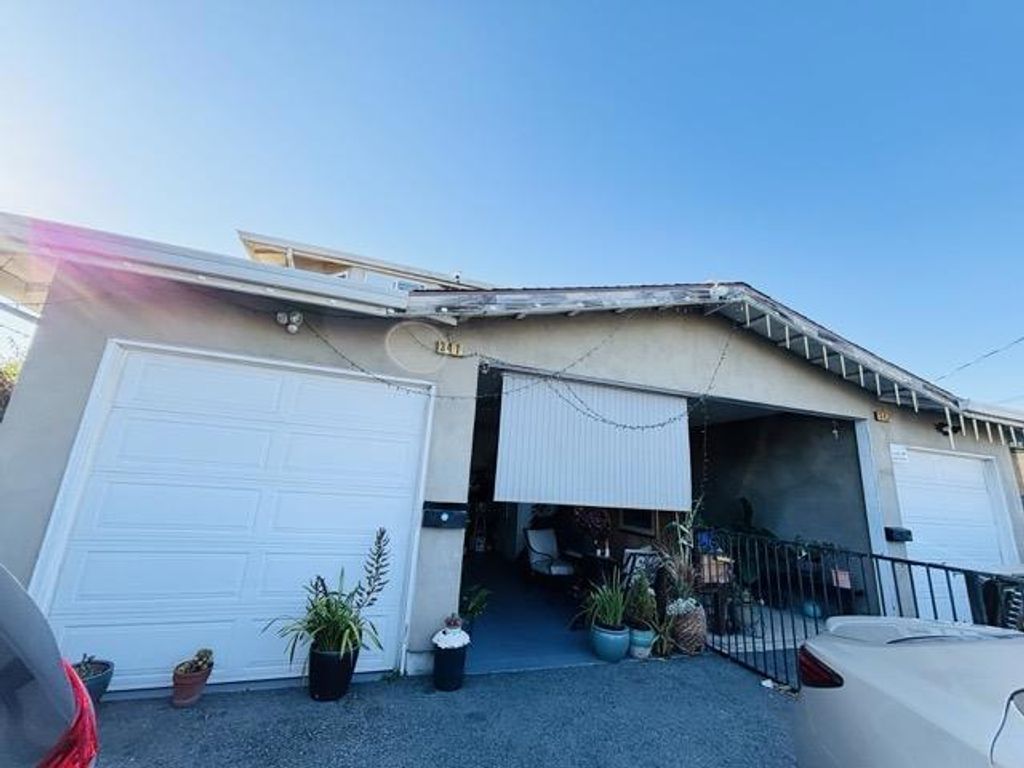341 Dumbarton Avenue, Redwood City