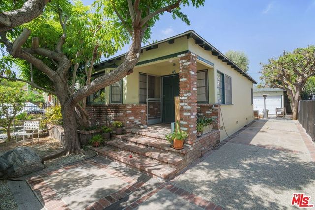767 Sunset Avenue, Venice