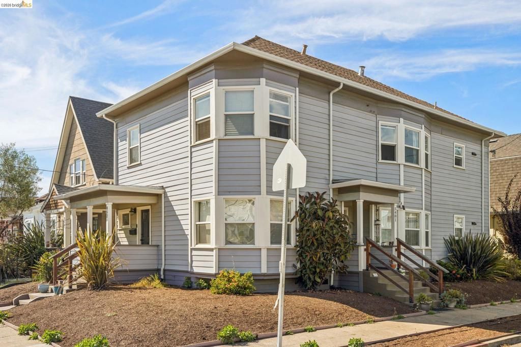 5401 Genoa, Oakland