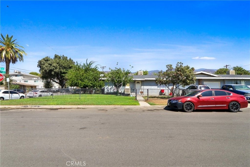 202 E 43rd, San Bernardino