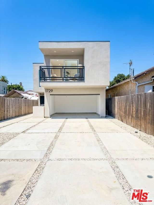 1729 W 36th Place, Los Angeles