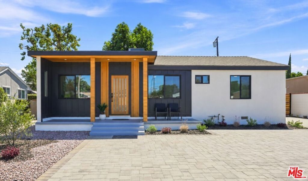7801 & 7803 Clearfield Avenue, Los Angeles