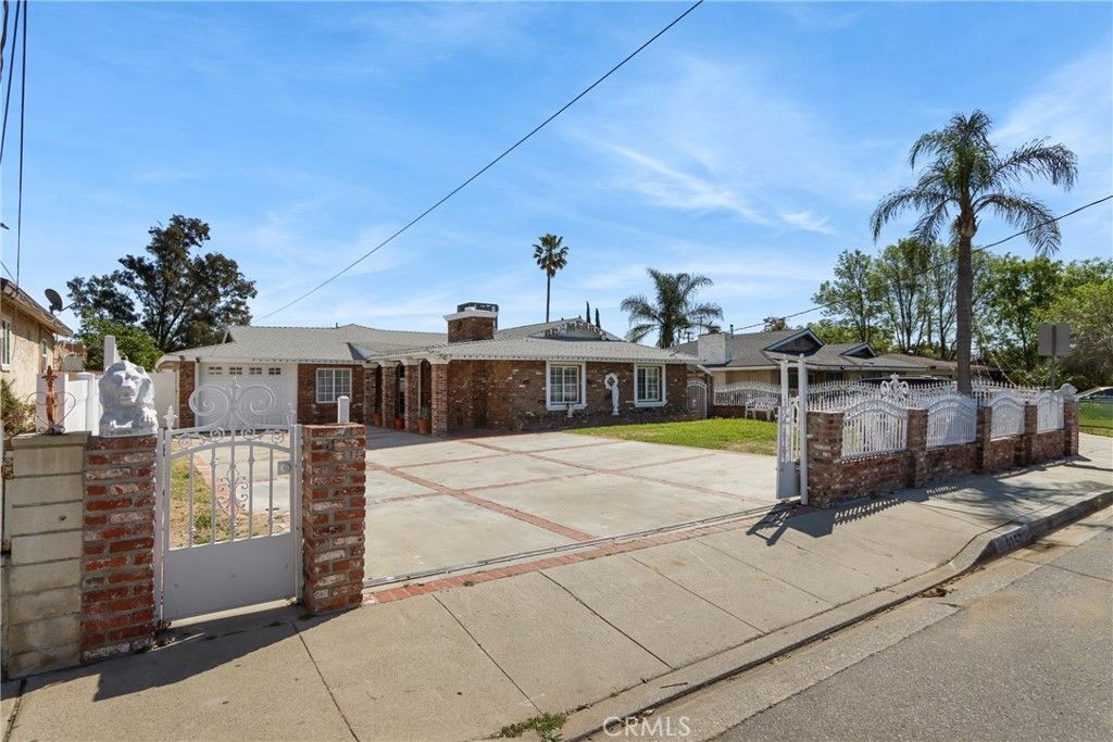 9257 Palmetto, Fontana