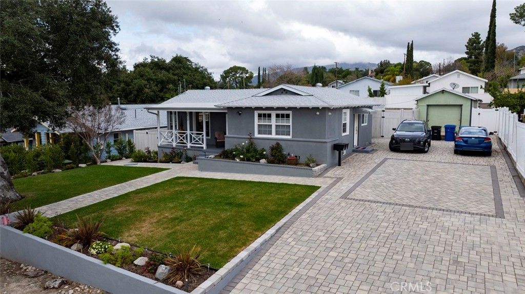 6911 Valmont Street, Tujunga