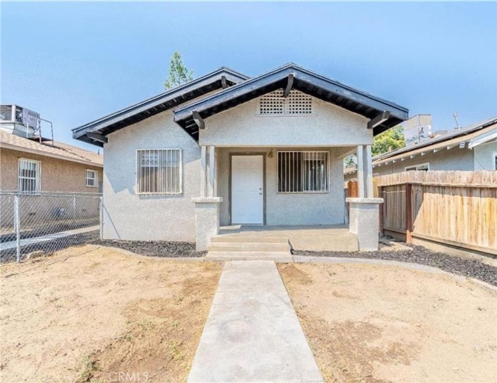 3137 E Townsend, Fresno
