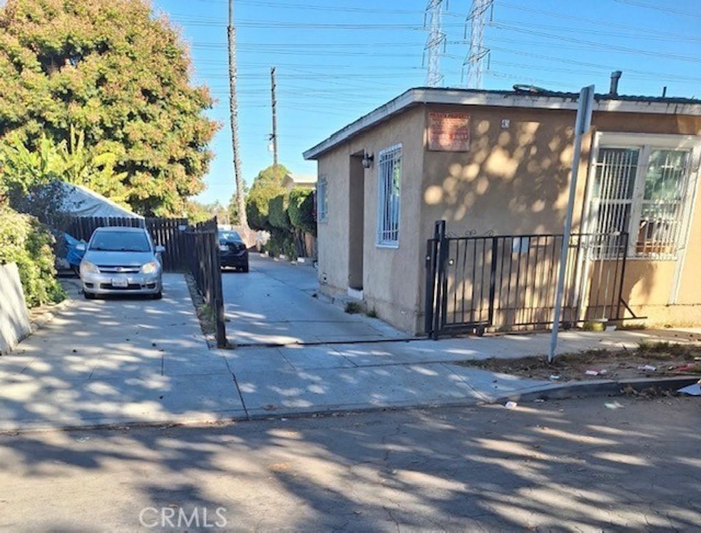 45 E 69th, Long Beach