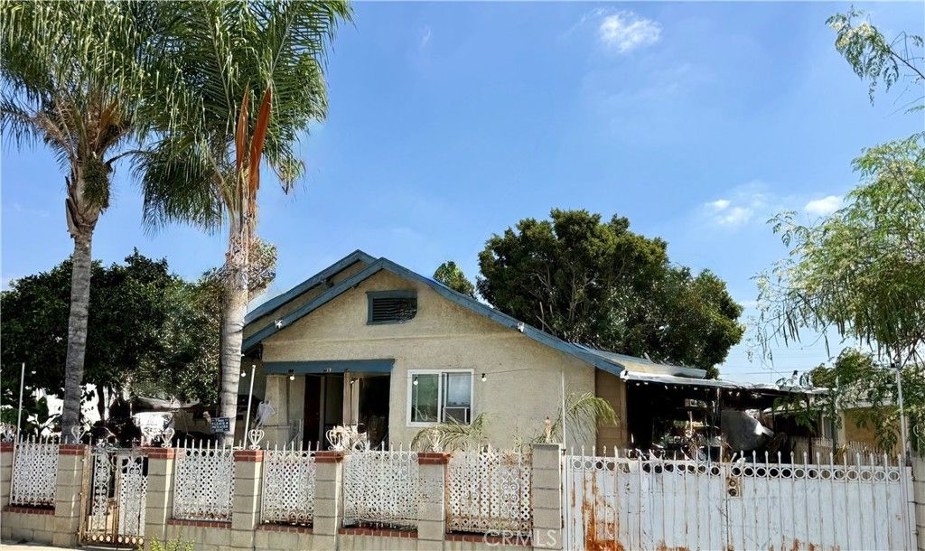 726 S Gage Avenue, Los Angeles
