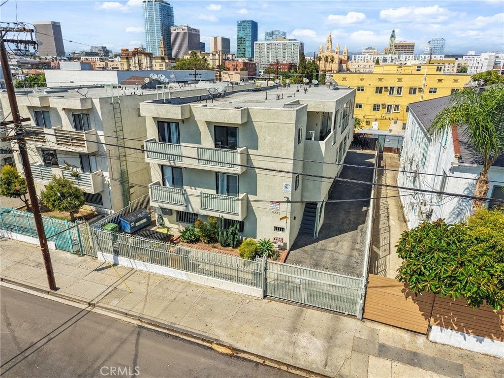 2763 San Marino, Los Angeles